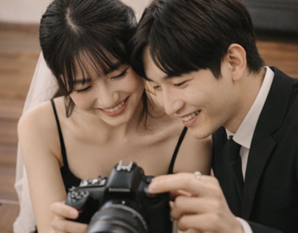 샘플 서비스